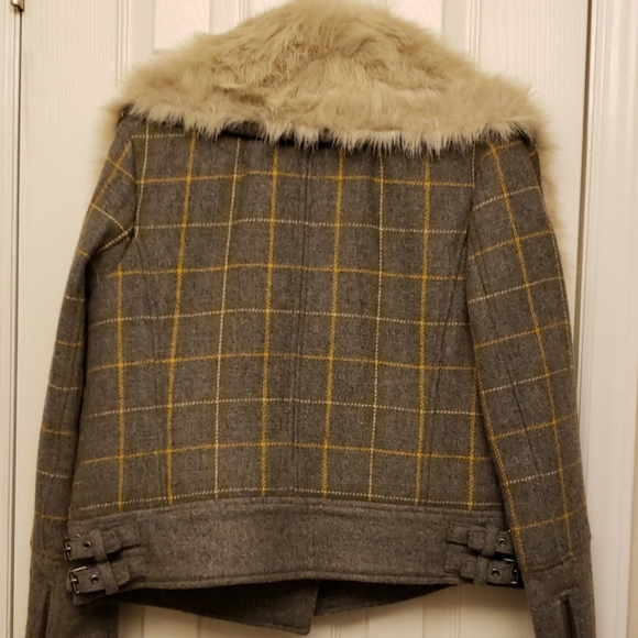 Jacket - Picture 5 of 5